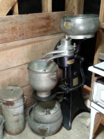 De Laval Crank Cream Separator, early 1900's, donated by Birkinbine Farms, Sun Prairie, WI. Restored by Dennis Petzke in 2020.